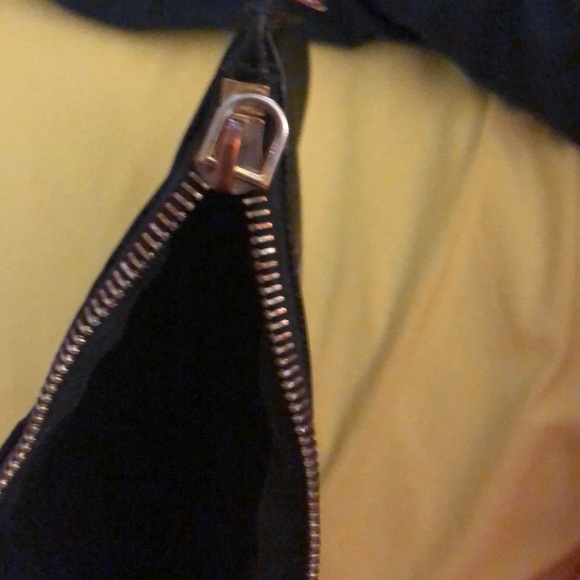 Givenchy tote - Picture 3 of 6